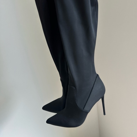 Heeled boots - Picture 6 of 6